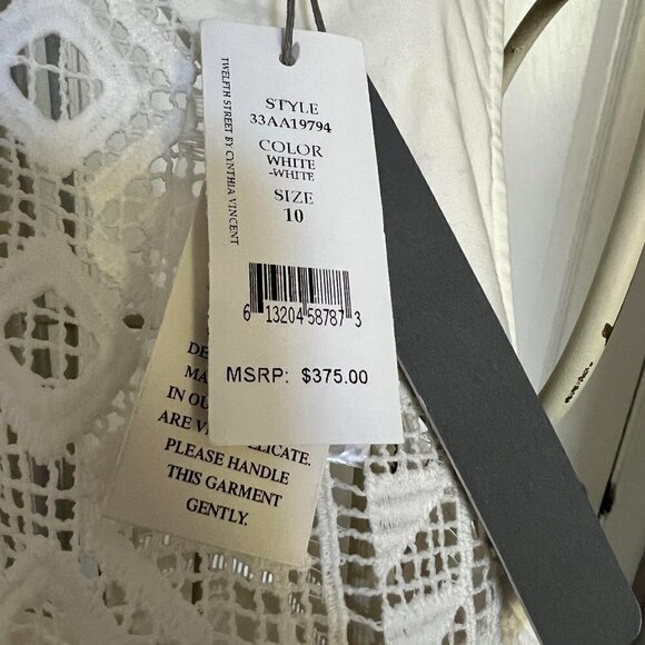 Twelfth St by Cynthia Vincent - Picture 7 of 10